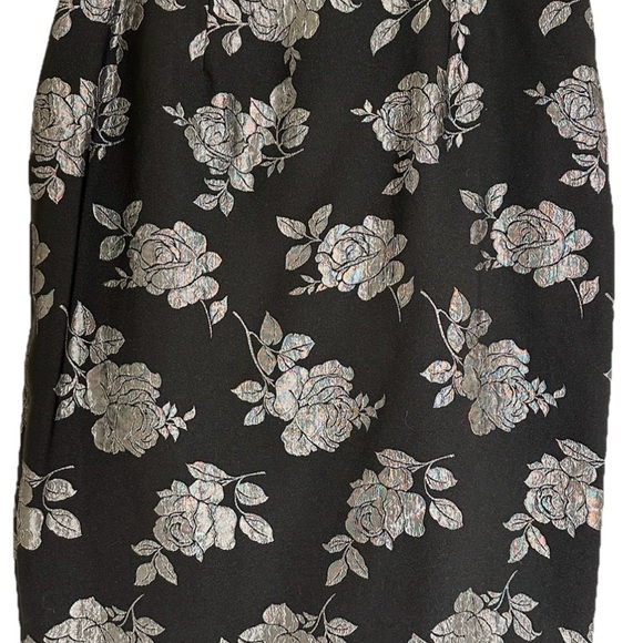 Maggy London 2 Piece Skirt Set, Black With Silver Flowers Size 12 - Picture 3 of 8